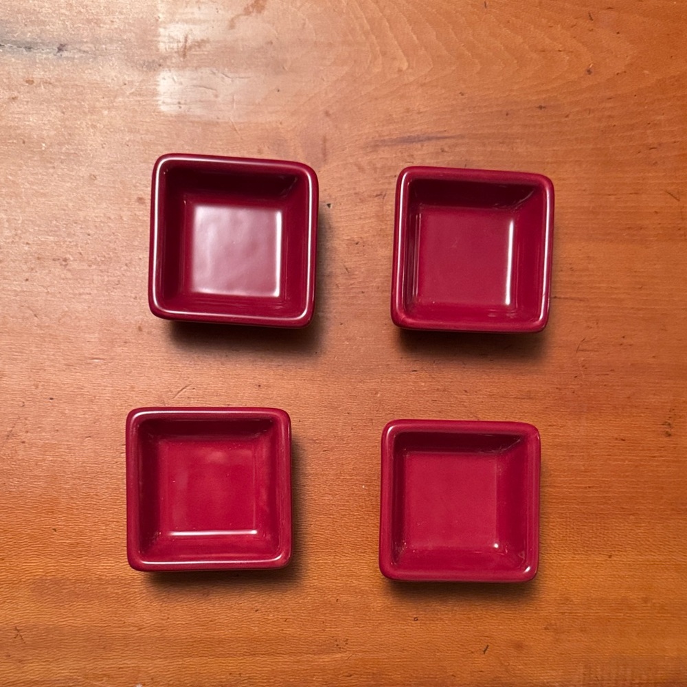 Pampered Chef Simple Additions Petite Squares Set of 4 Cranberry Condiment